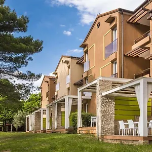 Stella Plava Laguna Apartment